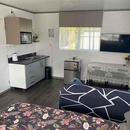 Self Contained En-Suite Private Bathroom, Private Entrance, Close To Shops & Hospital Homestay Hamilton Exterior foto